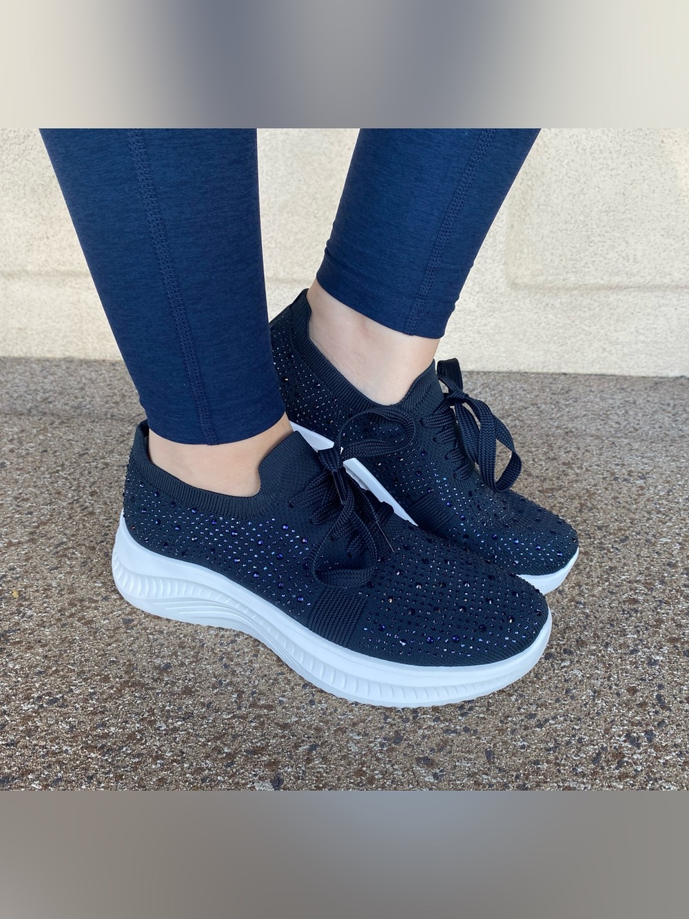 Ara - Seattle Navy - Multiple Sizes (NEW W/ BOX)